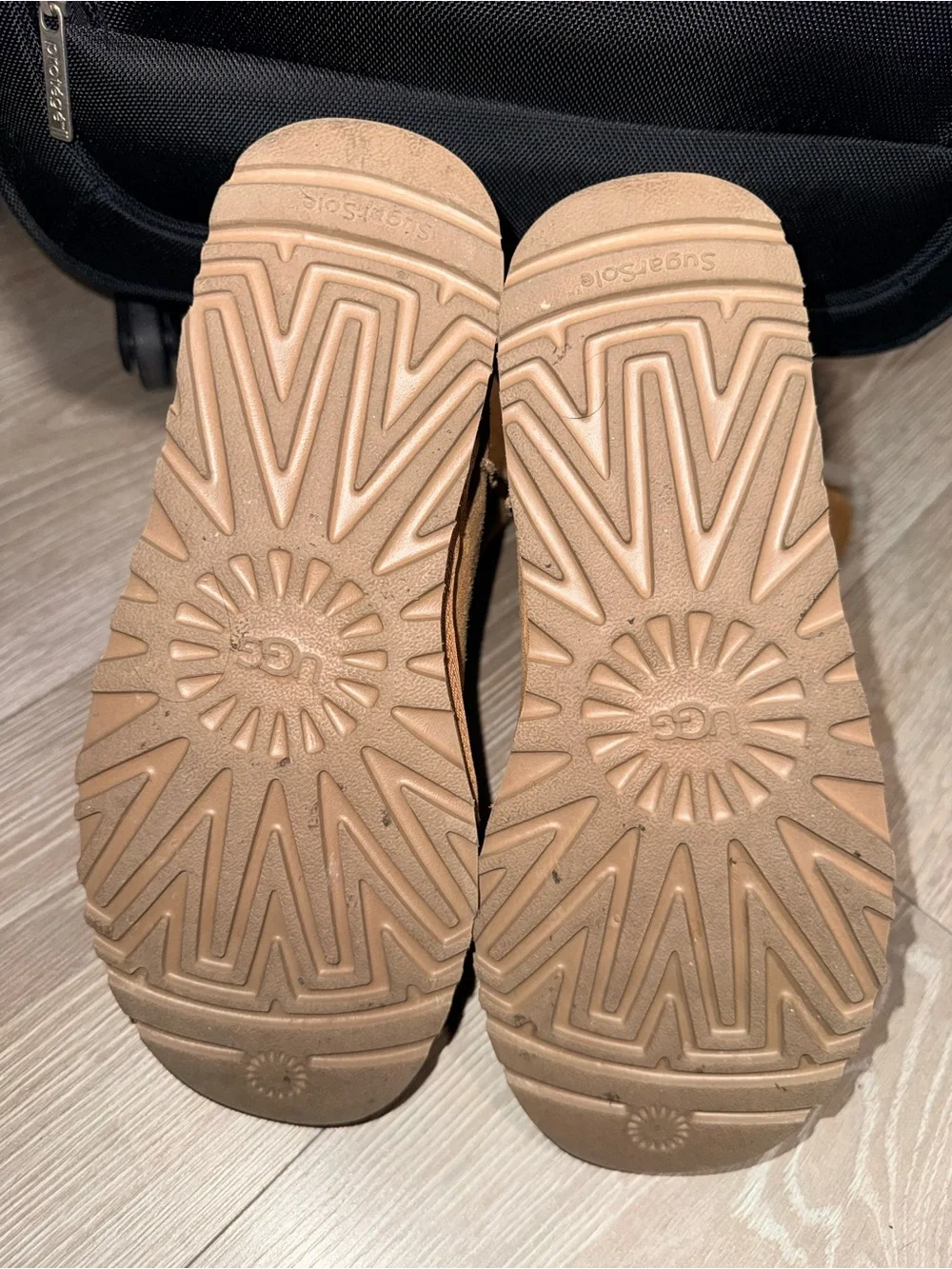 UGG Bailey B2S Suede Boots - Chestnut/Tan